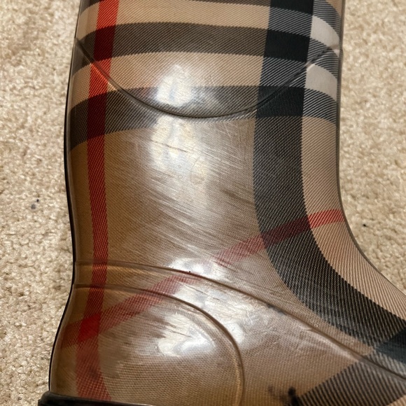 Authentic Burberry Rain boots. Please take a look at photos before purchasing. - Picture 3 of 10